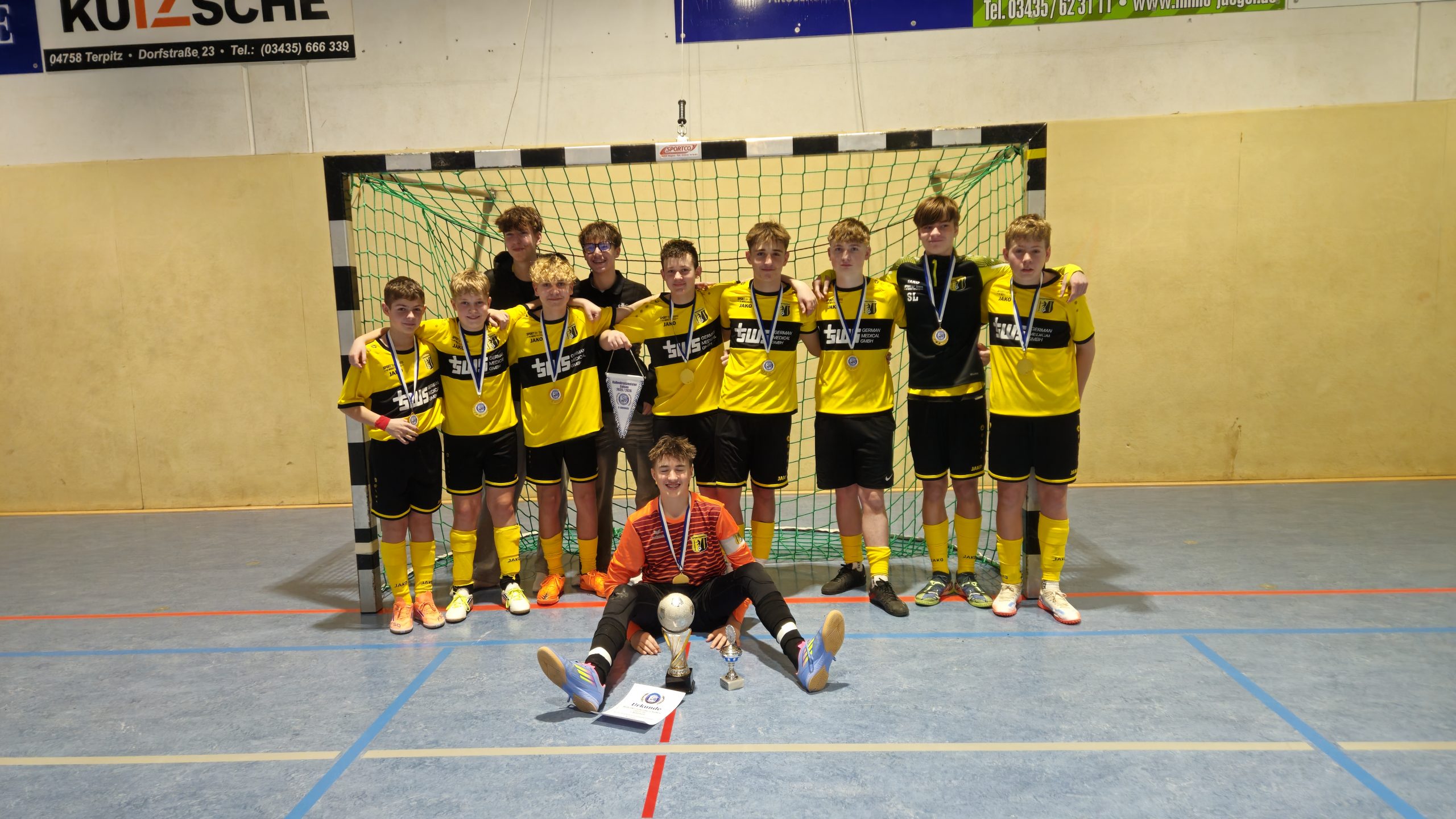 Hallenkreismeister C-Jugend – Pokal geht nach Schenkenberg