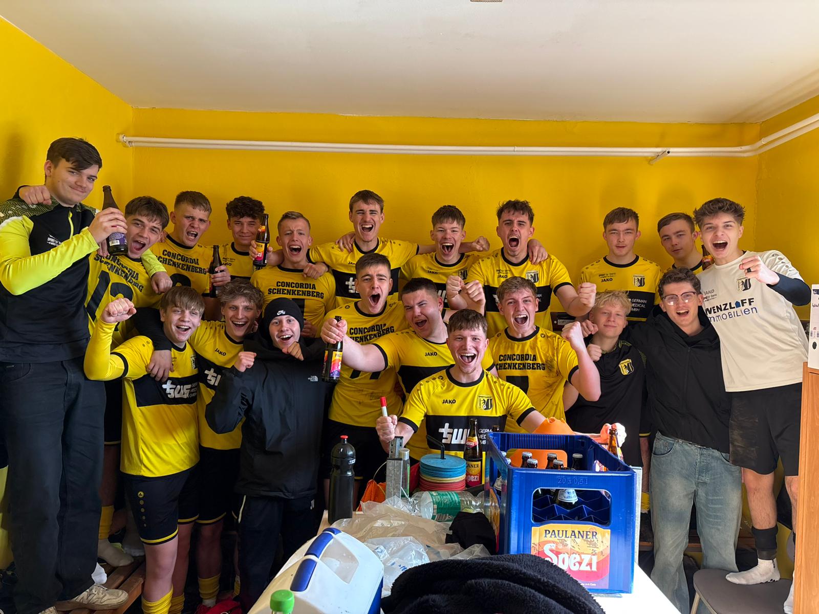 Derbysieg zum Auftakt: 2:0-Heimsieg gegen ESV Delitzsch